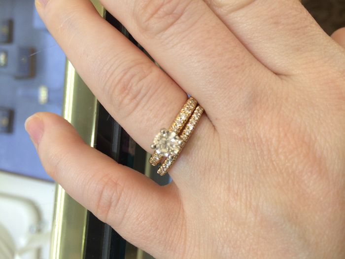 Shopping for wedding ring!!!