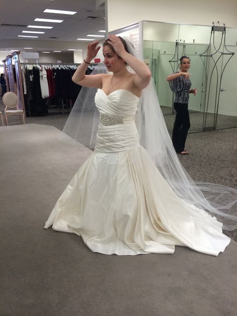 Show off those dresses!