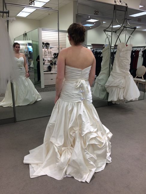 Show off those dresses!