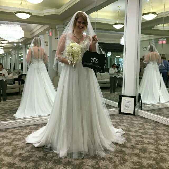 I said yes to the dress!!!