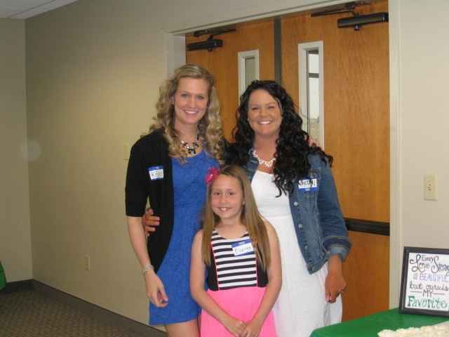 my shower was yesterday!! :) pics pics picsssssss