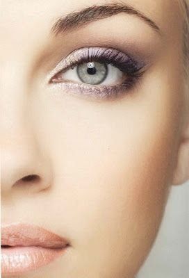 Show me romantic purple makeup ideas!