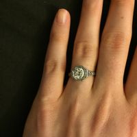 We haven't had any ring porn in awhile...