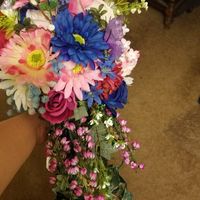 Your Bridesmaids- What are they holding? - 1