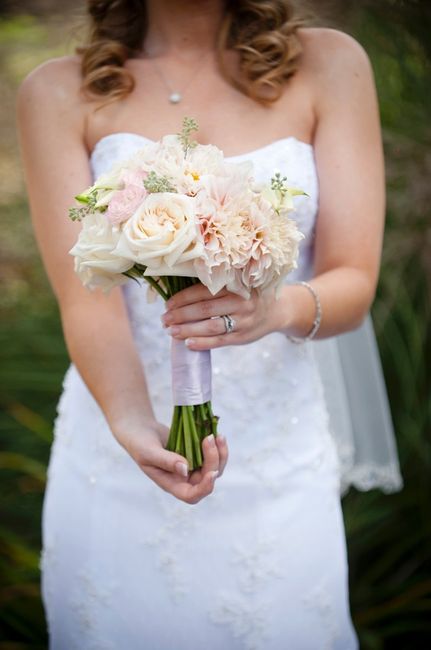 Pro wedding pics... better late than never! (pic heavy)
