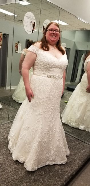 Mermaid/trumpet wedding gowns! 24