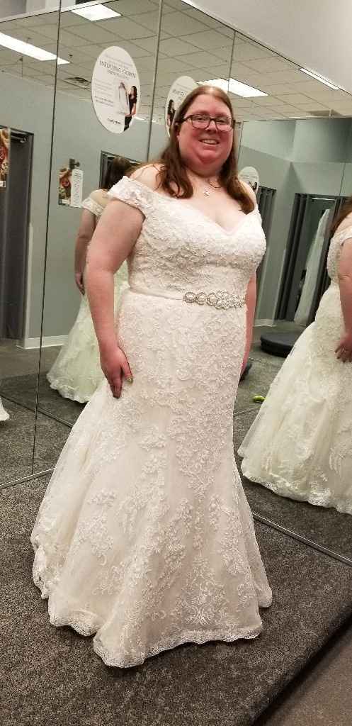Mermaid/trumpet wedding gowns! - 1