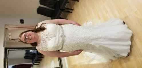 Dress shopping round 1...  show me your no dresses - 3
