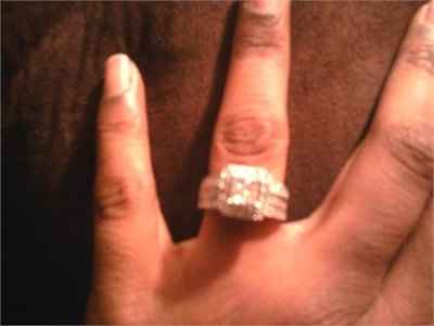 How did he propose & Show off dem raaangs!