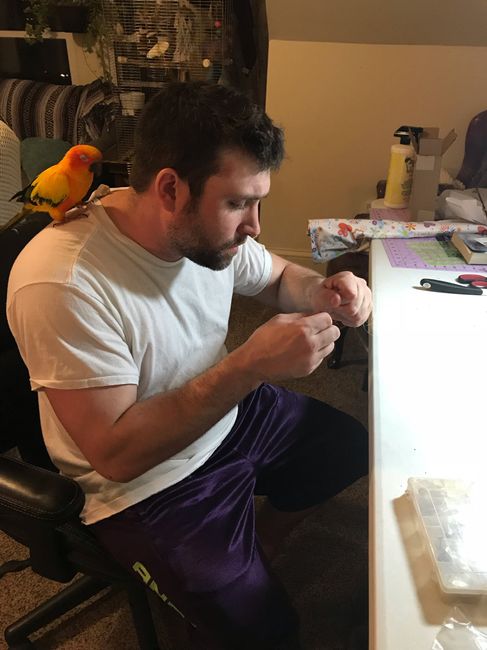 Show me your fiance and pet - 1