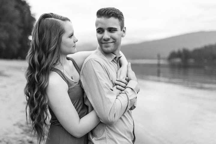 Got our engagement pictures back!!