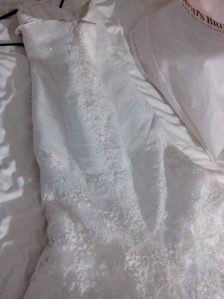 Selling wedding gown woes