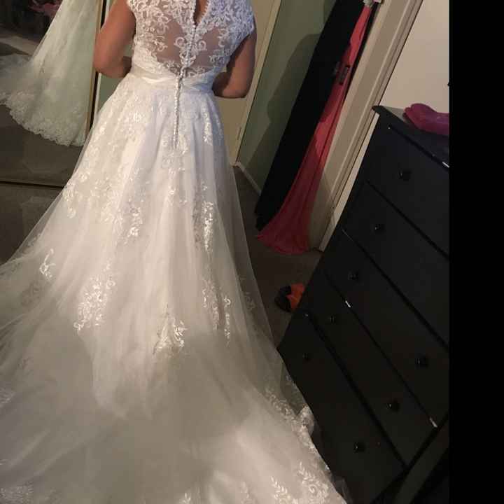 Who else loves lace?  Show off your lace dresses and/or veils! - 1