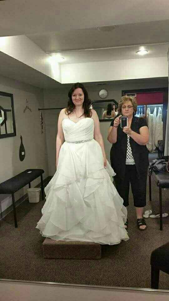 Calling plus size brides, show me your Dress