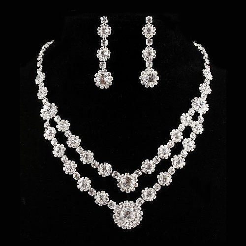 show off your jewelry!