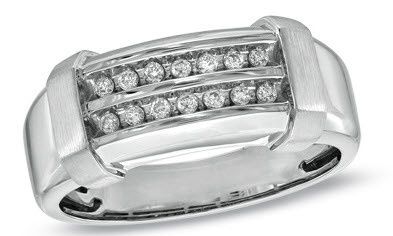 Show us your man's wedding band.