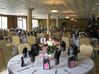 need help with table color ideas please!