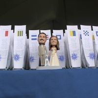 What are you guys doing for wedding favors!??! Show some pics!?!?