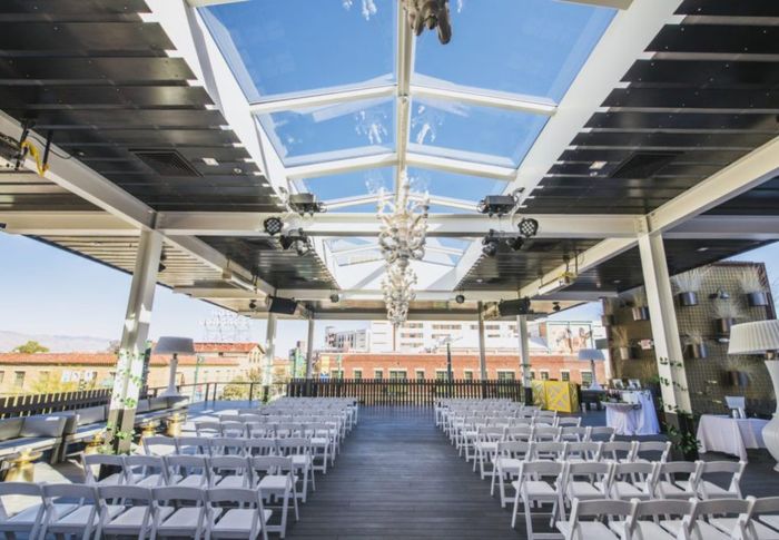 Decor -- Glam, Romantic, Modern? 4