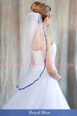 I need to know if this veil matches my dress, please help!!!!!