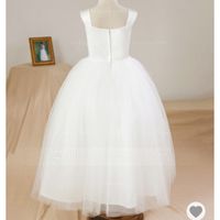 Need help finding this flower girl dress - 2