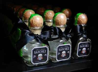 Wedding Favors w/pics.