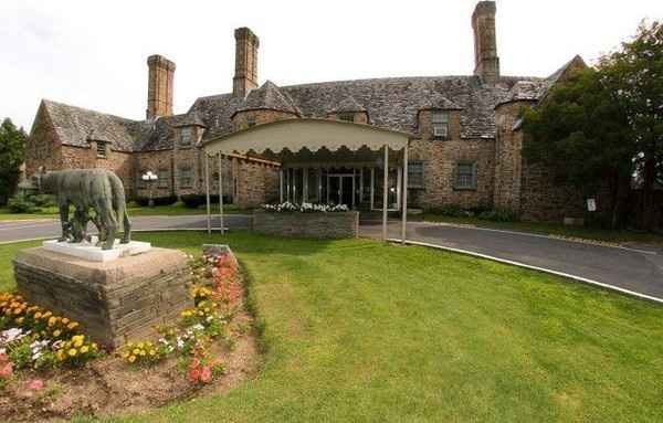 August 2015 Brides.  Also any 08/29/15 Date twins?