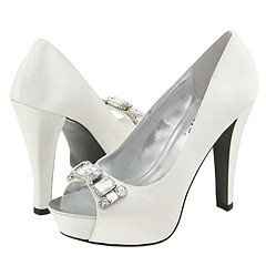 Ok It's Official- Im Not a David's Bridal Bride!