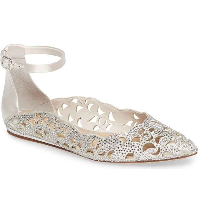 Show me your shoes! - 1