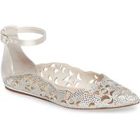 Show me your shoes! - 1