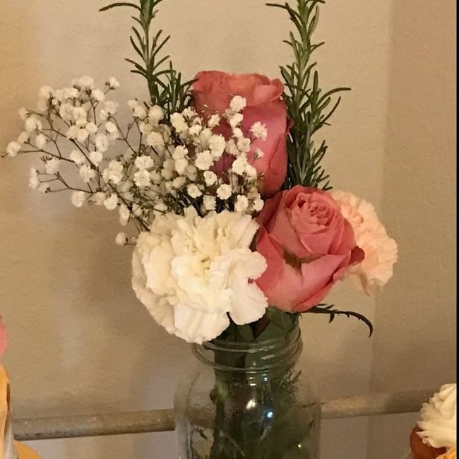 Flower center pieces