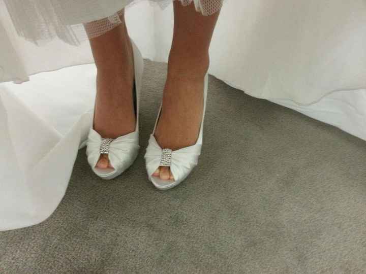 any one get shoes from Davids Bridal?