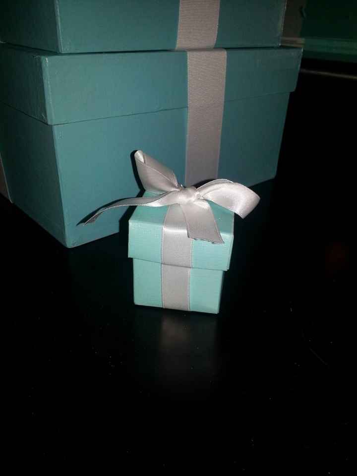 My DIY centerpiece and favors