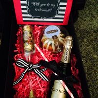 How did everyone ask their bridesmaid and MOH?!?!