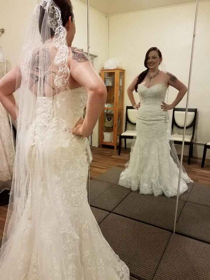 dress back