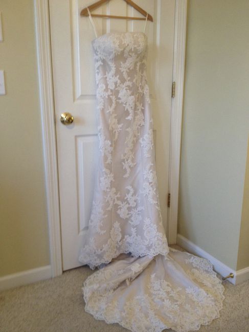 Going to NYC to find The Dress, wish me luck!!