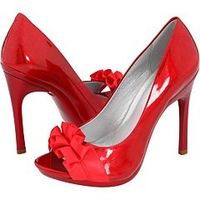 Show me your wedding day shoes!