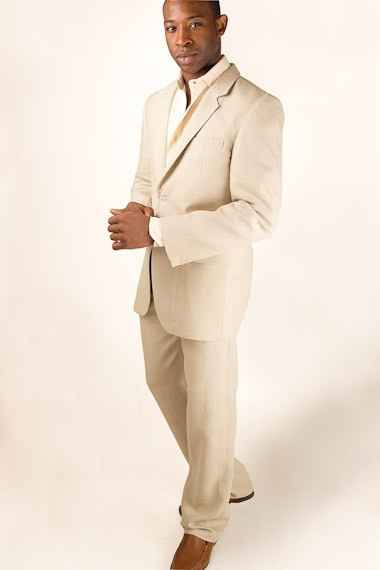 Share your non-tuxedo groom's attire here