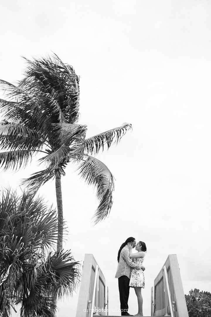 Engagement Pics are In!!!!!!