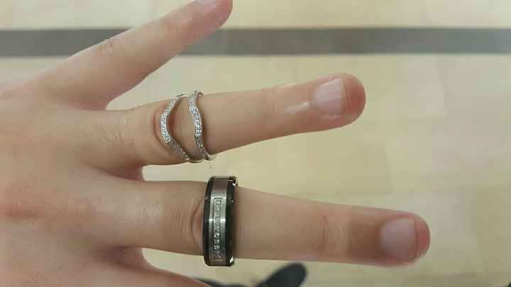 Picked out my wedding band today!! Pics