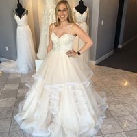 Show off those dresses!