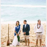 Groom and Groomsmen attire idea 