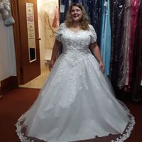 May 2020 brides show me that dress! - 1