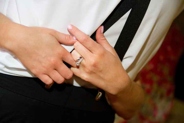 Does anyone out there have mismatched wedding bands?