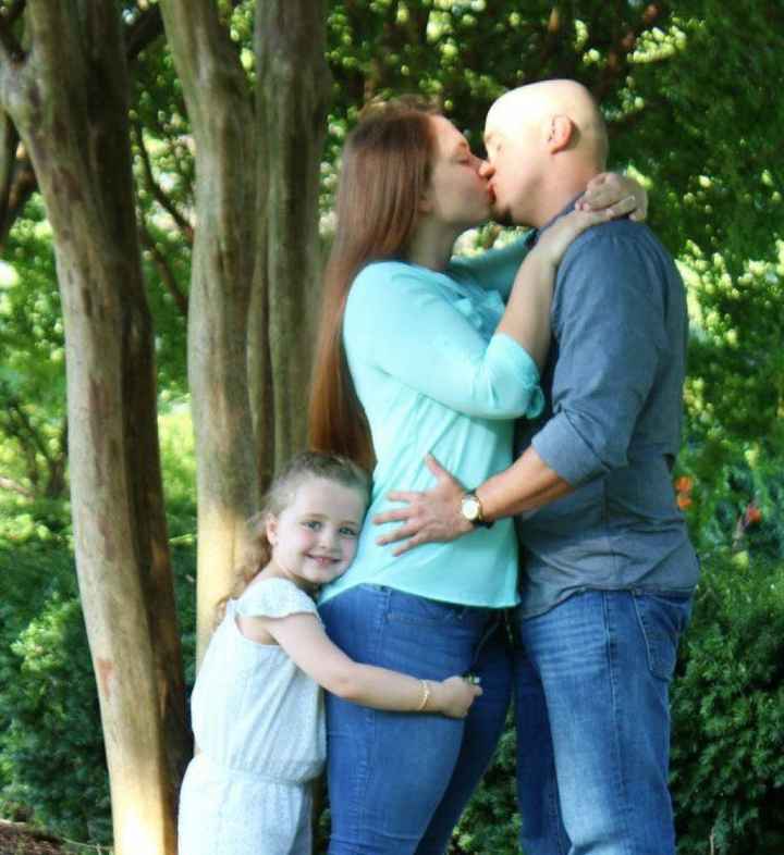 Size 10ish in engagement photos?? - 1