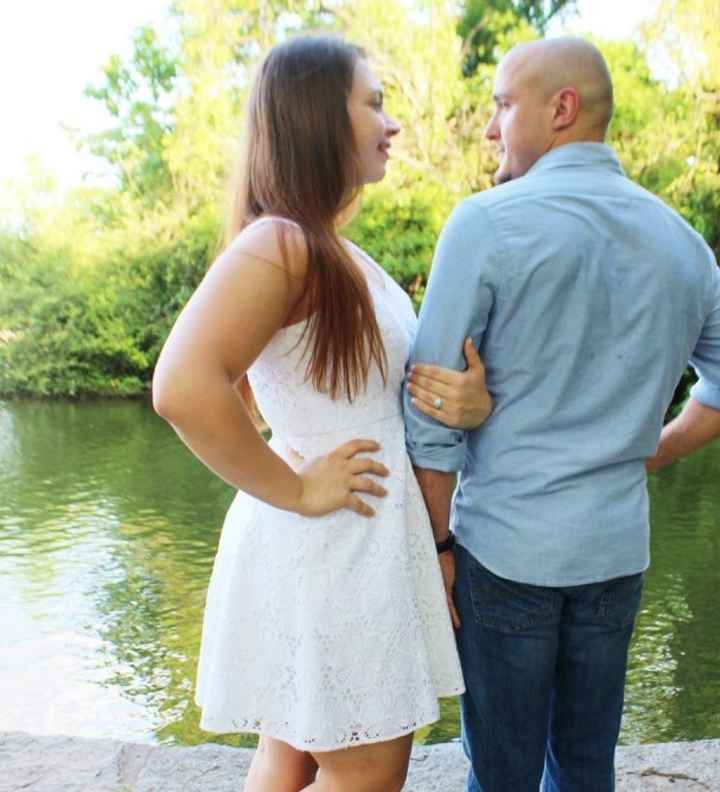 Size 10ish in engagement photos?? - 2