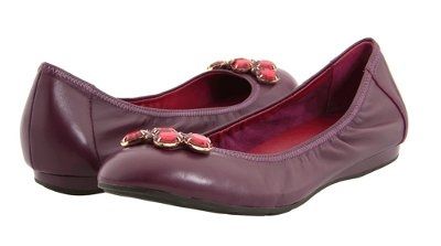 Cute flats anyone??? I am 5'7 and FH is 5'9