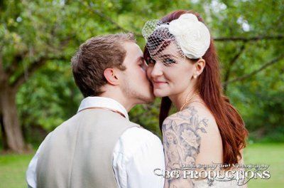 BACK AND MARRIED!!! PICS!