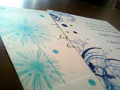 what sort of theme would fit with the color scheme aqua and hot pink with touches of yellow?