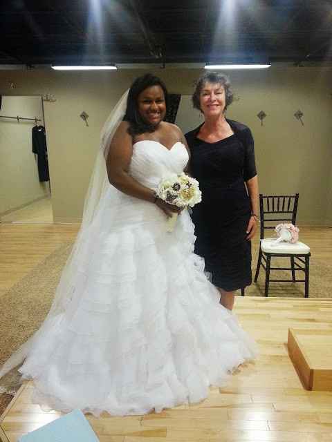 Can i see some dresses?!?!?!?